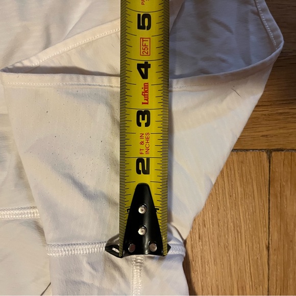 Lululemon Hotty Hot High-Rise 4” Short - Picture 5 of 8